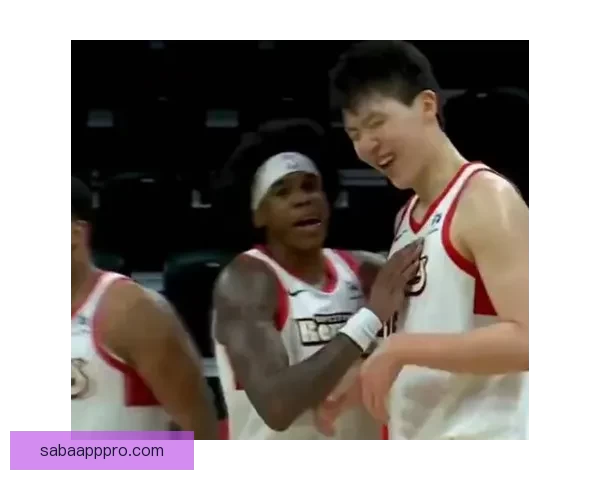 12.6秒逆转制胜杨瀚森含泪微笑拼搏精神感动全场手臂血痕依旧灿烂笑容显英雄气概
